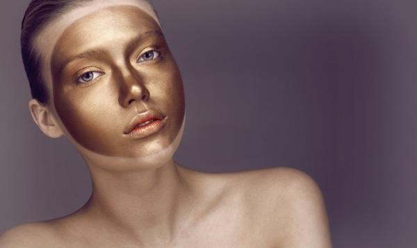 http://www.oneeyeland.com/photo4/beauty/one_eyeland_beauty_by_bahadir_tanriover_51963.jpg
